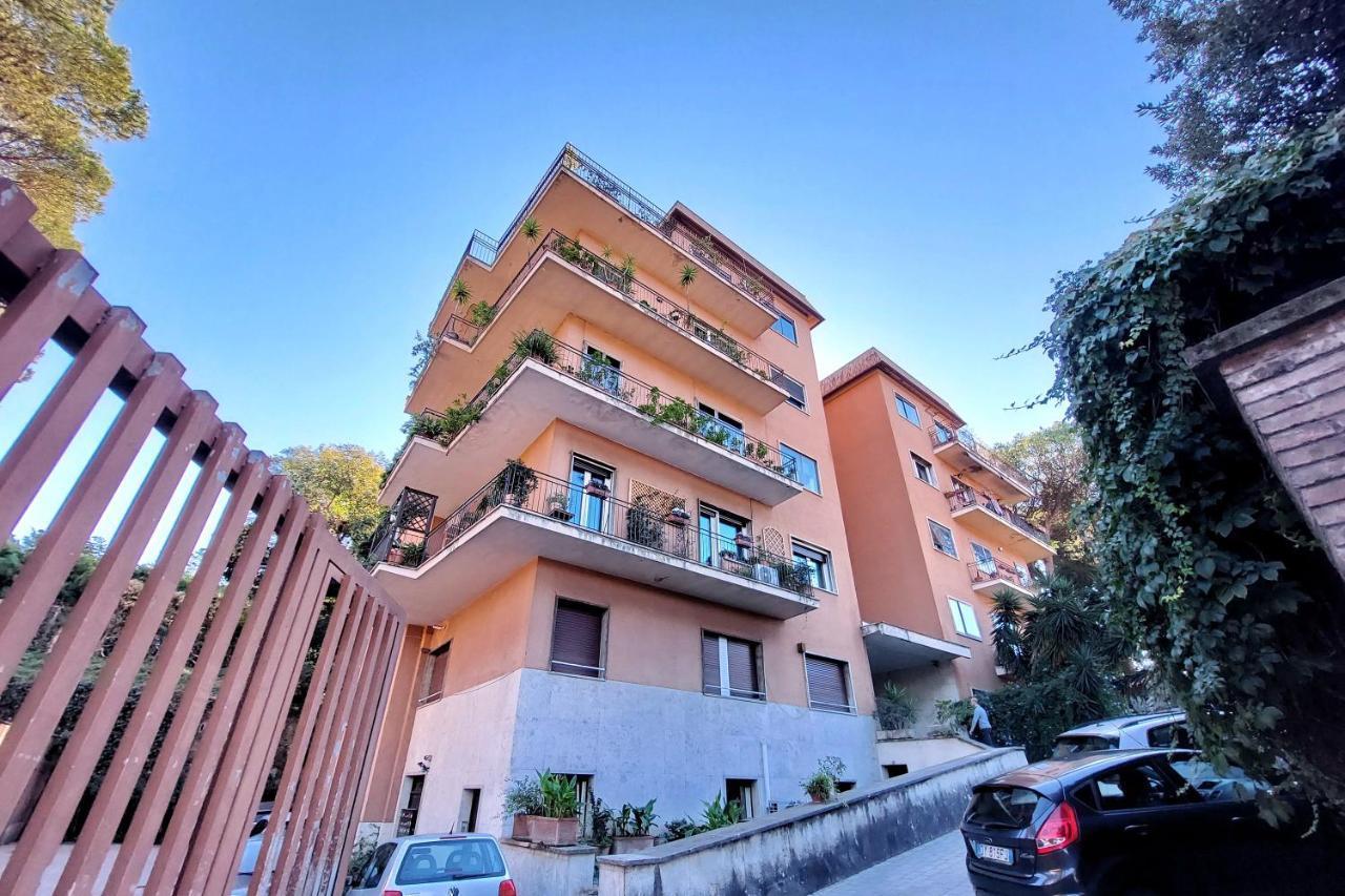 רומא Druso Dream Apartment Colosseo מראה חיצוני תמונה