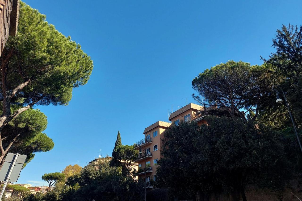 רומא Druso Dream Apartment Colosseo מראה חיצוני תמונה